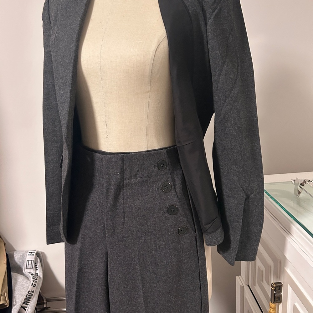 Rag & Bone Gray Blazer paired with Vince Pant - Picture 2 of 7